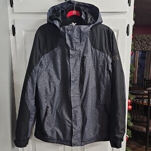 ZeroXposur Men's Black and Gray Ski Jacket